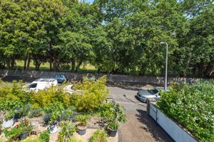 Photo 30- click for photo gallery